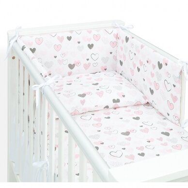 Постельное белье  на детскую кроватку Mamotato Hearts 3 части