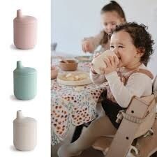 Силиконовая чашка Mushie Sippy Cup, от 6 мес. 3 Силиконовая чашка Mushie Sippy Cup, от 6 мес. 3
