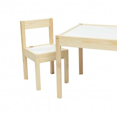 BabyGo table and 2 chairs 1